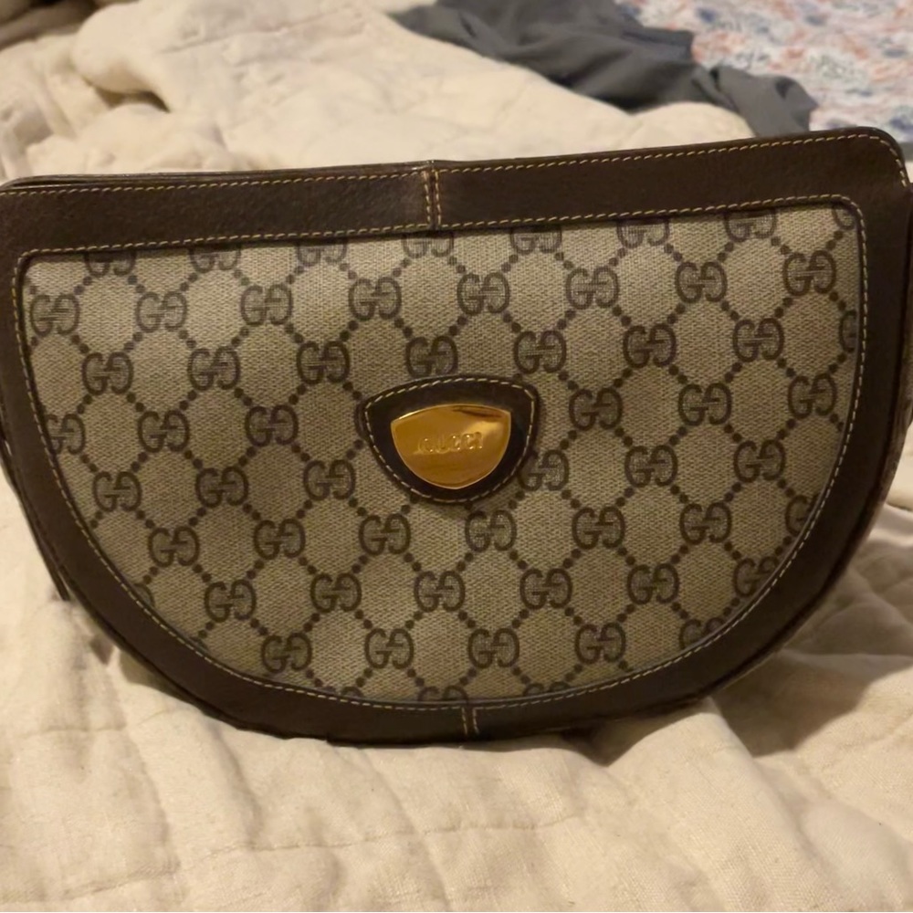 Vintage Gucci purse, never used.